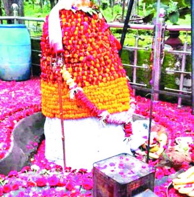  कोटेश्वरधाम में लोकरंग सिंगार की प्रस्तुति