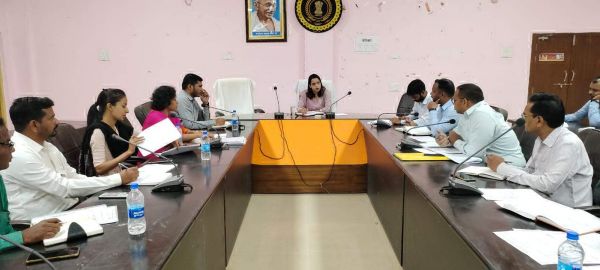 जल संरक्षण, संवर्धन एवं प्रबंधन के कार्य को प्राथमिकता से करने के दिए निर्देश