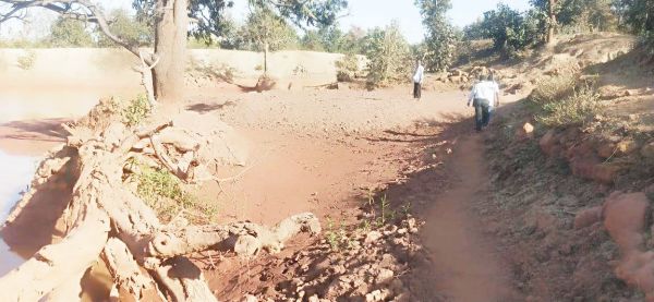 क्षेत्र के बेरोजगार युवाओं को माइंस में काम देने की मांग