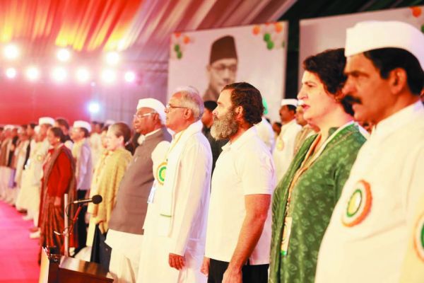 दल-बदल रोकने और सरकारों को गिराने रोकने संविधान संशोधन करेगी कांग्रेस