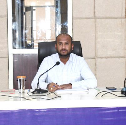 कलेक्टर ने ली मत्स्य पालन एवं उद्यानिकी विभाग की समीक्षा बैठक