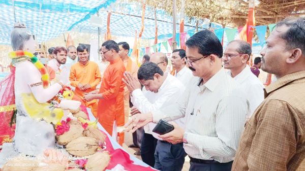 मंत्रों के उच्चारण से जीव जगत का आध्यात्मिक कल्याण होता है - साहू