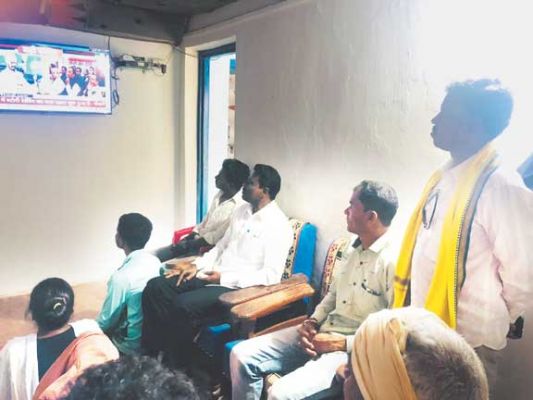 पूर्व विधायक ने कार्यकर्ताओं संग मन की बात सुनी