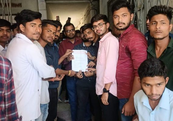  स्नातकोत्तर महाविद्यालय में  व्यवसायिक जागरूकता कार्यक्रम आयोजित