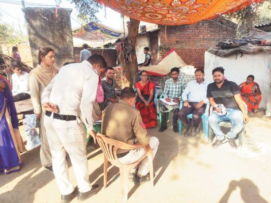 अफसरों ने रोका बाल विवाह
