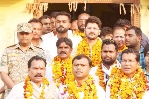 आस्था-श्रद्धा एवं उल्लास के साथ वार्षिक मेले का शुभारंभ