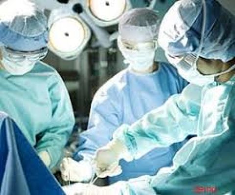 महिला के पेट से निकाला 4 किलो का ट्यूमर