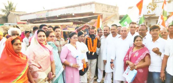 रायपुर अधिवेशन के बाद बदली कांग्रेसियों की बॉडी लेंग्वेज 