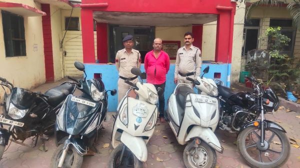 शहर में घूम-घूमकर बाइक चोरी करने वाला गिरफ्तार