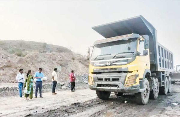 बिजारी खदान में 20 दिनों तक चली हड़ताल समाप्त