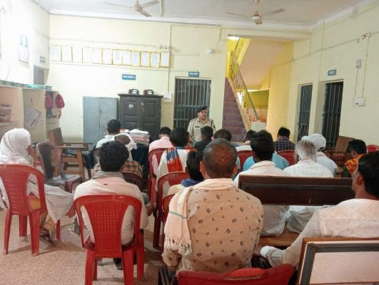 पुलिस ने होली पर्व के मद्देनजर ली बैठक