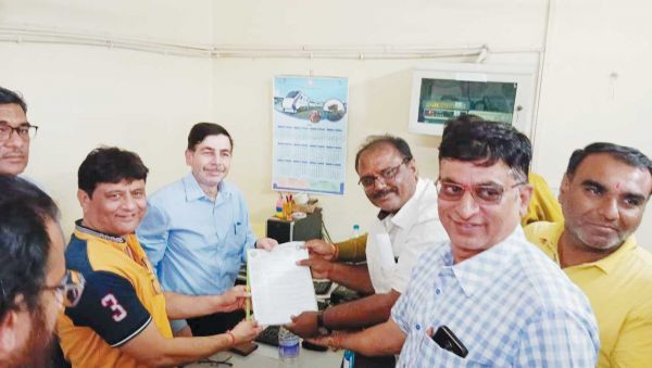बस्तर से सीधे जुड़ाव की राह नहीं आसान, एनएमडीसी मेजर प्रमोटर-रेलवे महाप्रबंधक