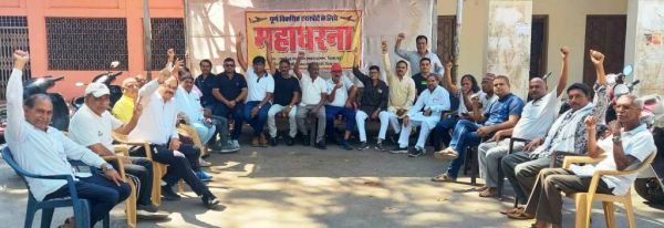 मनमाना किराया बढ़ाकर यात्री घटा दिए, फिर बंद कर दी इंदौर-बिलासपुर उड़ान सेवा