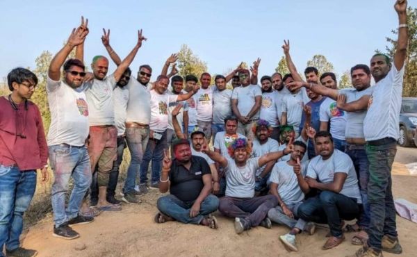 पत्रकारों का होली मिलन समारोह, रंग गुलाल की हुई बौछार