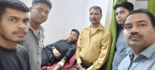 मरीज को फौजी ने दिया रक्त, छुट्टियों पर घर आए है