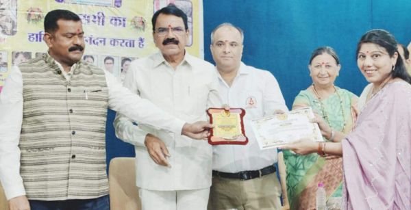 जनसेवा कार्यों के लिए ज्योति को राज्य स्तरीय सम्मान