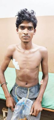 सुअर का शिकार करना पड़ा महंगा,  खुद की बंदूक से लगी गोली, घायल