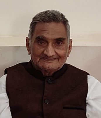  दिलीप शर्मा का निधन