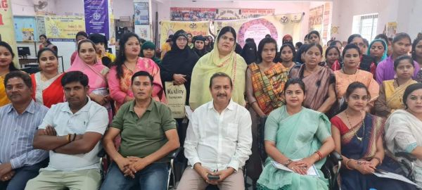 हर महिला को दृढ़ एवं अटूट इरादे के  साथ लडऩा चाहिए-शफी अहमद