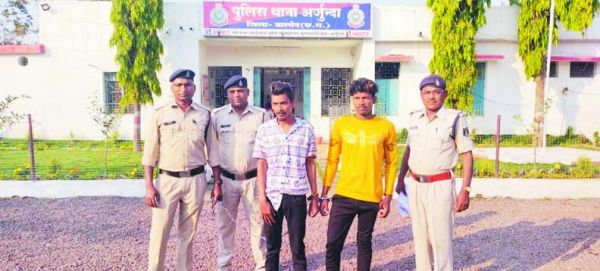 खुले में शराब पीने को ले विवाद, अधेड़ की हत्या, 2 गिरफ्तार