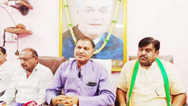 प्रदेश सरकार ने नहीं दिया अपना राज्यांश, इसलिए रुका पीएम आवास -मधुसूदन 