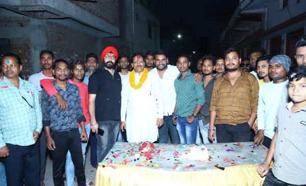 धूमधाम से मनाया  समाजसेवी सुनील रामदास का जन्मदिन