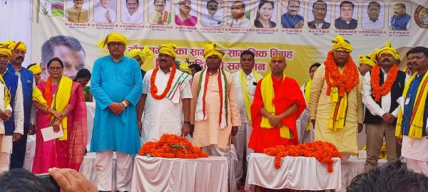 समाज के बच्चों को शिक्षित होने की जरूरत-लखमा