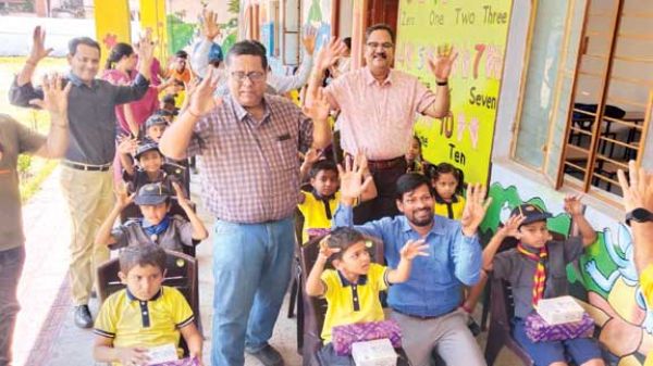 दिव्यांग बच्चों की देख-रेख व शिक्षा के माध्यम से भविष्य निर्माण का कार्य अत्यन्त पुनीत