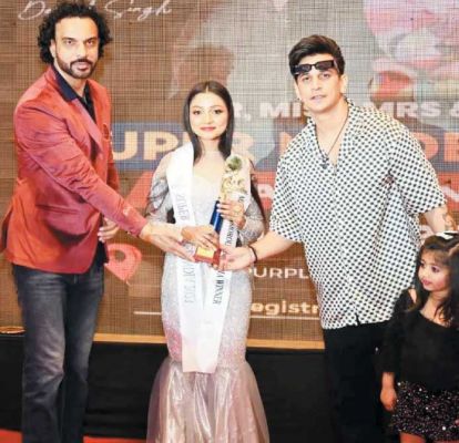 मनेंद्रगढ़ की बेटी राशी ने जीता मिस सुपर मॉडल इंडिया का खिताब