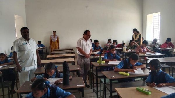 उत्कर्ष योजना अंतर्गत 6वीं में प्रवेश की प्रारंभिक परीक्षा शांतिपूर्ण संपन्न