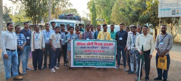 आधुनिक एवं जैविक कृषि का अध्ययन करने किसानों का दल जबलपुर रवाना