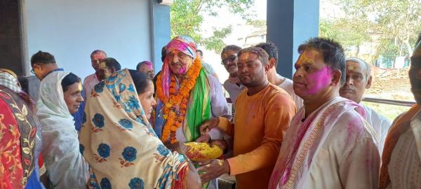 विधायक निवास संगवारी में  होली मिलन समारोह