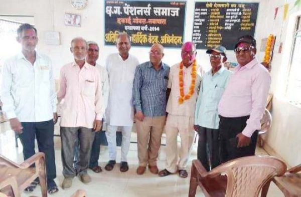 पेंशनर्स समाज तहसील इकाई के अध्यक्ष बने निलमन 