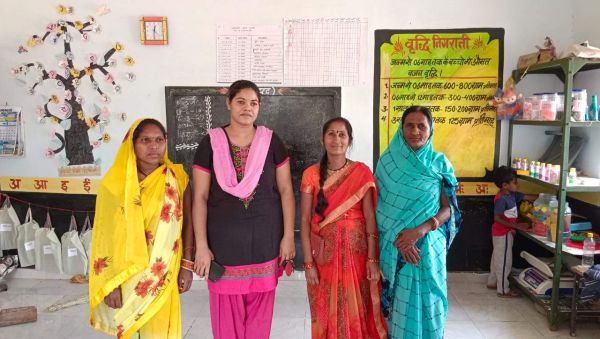 पति कहते थे बेटियों के लिए करना है कुछ विशेष, पत्नी ने की इच्छा पूरी