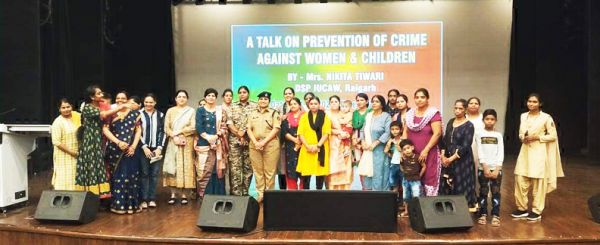 डीएसपी निकिता ने दी छेडख़ानी व सायबर अपराध से बचाव की जानकारी  