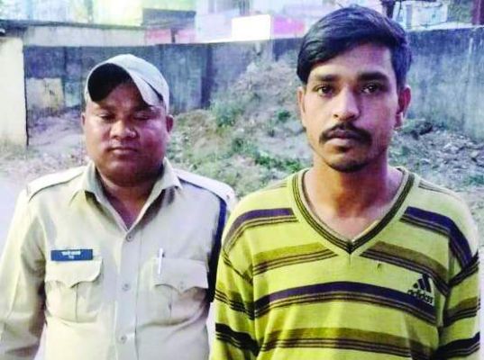 न्यायालय परिसर से बाइक चोरी करने वाला गिरफ्तार, 3 दुपहिया  बरामद