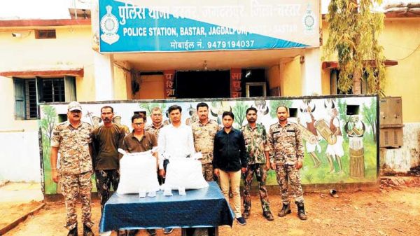 बस से गांजा तस्करी, 2 यूपी और 1 एमपी का बंदी