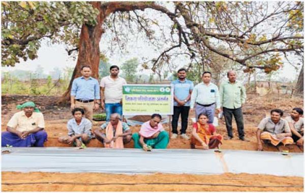 कृषि विज्ञान केंद्र ने सब्जियों को रोग से बचाने दिये टिप्स