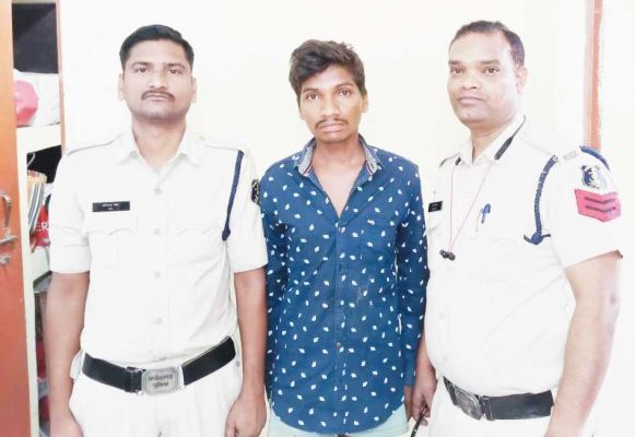 दहेज की मांग से प्रताडि़त नव विवाहिता की थी खुदकुशी, पति गिरफ्तार