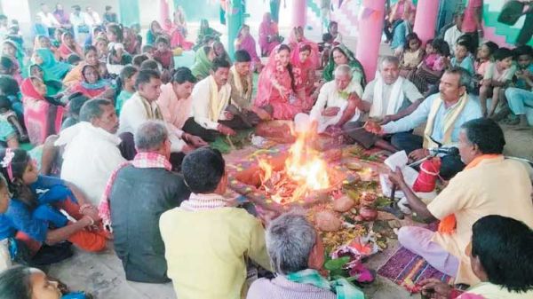 अखंड नवधा रामायण समापन में शामिल हुईं जिपं उपाध्यक्ष