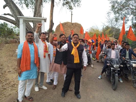 गौ हत्या के विरोध में विहिप का प्रदर्शन