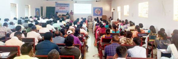 बाल संरक्षण, बाल विवाह, मानव तस्करी से संबंधित शिक्षकों दी जानकारी