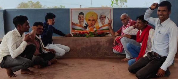 शहीद ए आजम सरदार भगत सिंह, राजगुरु व सुखदेव को किया याद