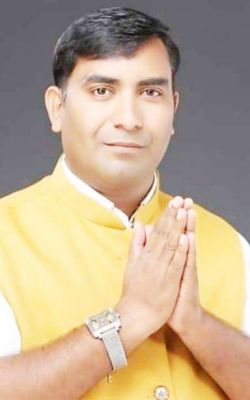 मुख्यमंत्री वृक्ष संपदा योजना से किसान बड़ा लाभ अर्जित करेंगे - महेंद्र