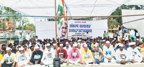 राहुल के समर्थन पर बैठे पीपीसी अध्यक्ष