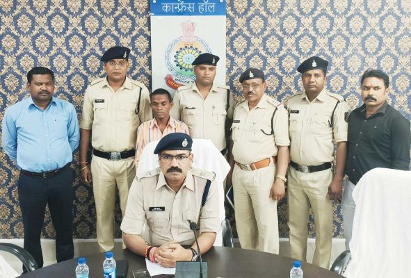 पैसे को लेकर विवाद, हत्या, 12 घंटे में बंदी