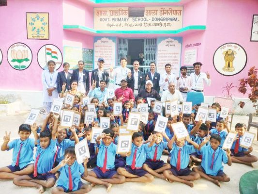 सुग्घर पढ़वईया थर्ड पार्टी आंकलन में बालक-पालक दिखे उत्साहित