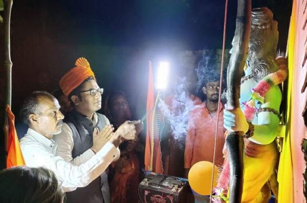 रामनवमी पर निकली भव्य शोभायात्रा