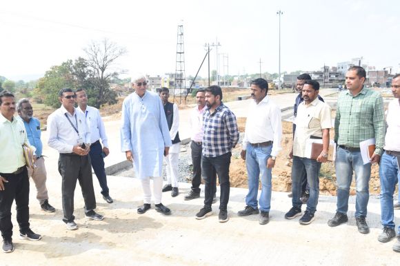 स्वास्थ्य मंत्री ने किया निर्माणाधीन मेडिकल कॉलेज भवन का निरीक्षण