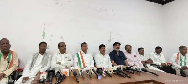 पहले कहा था न खाऊंगा न खाने दूंगा, अब खा भी रहे हैं और व्यापारी मित्रों को खिला भी रहे हैं - मरकाम